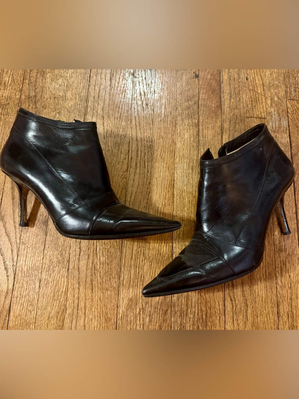 Jimmy Choo Black Leather Pointed Ankle Boots/ Booties - 41